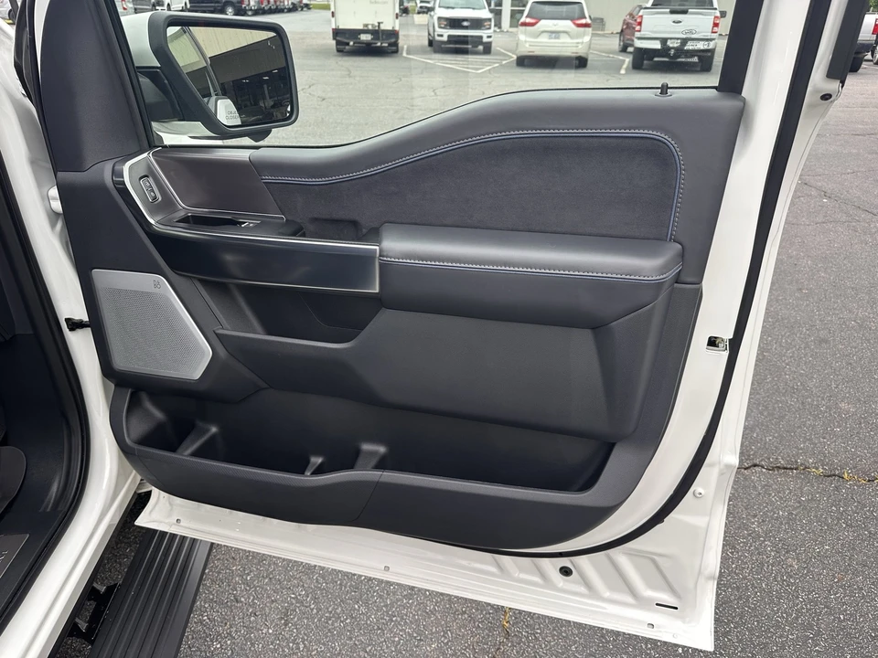 2025 Ford F-150 14th Gen - Image 16 of 31