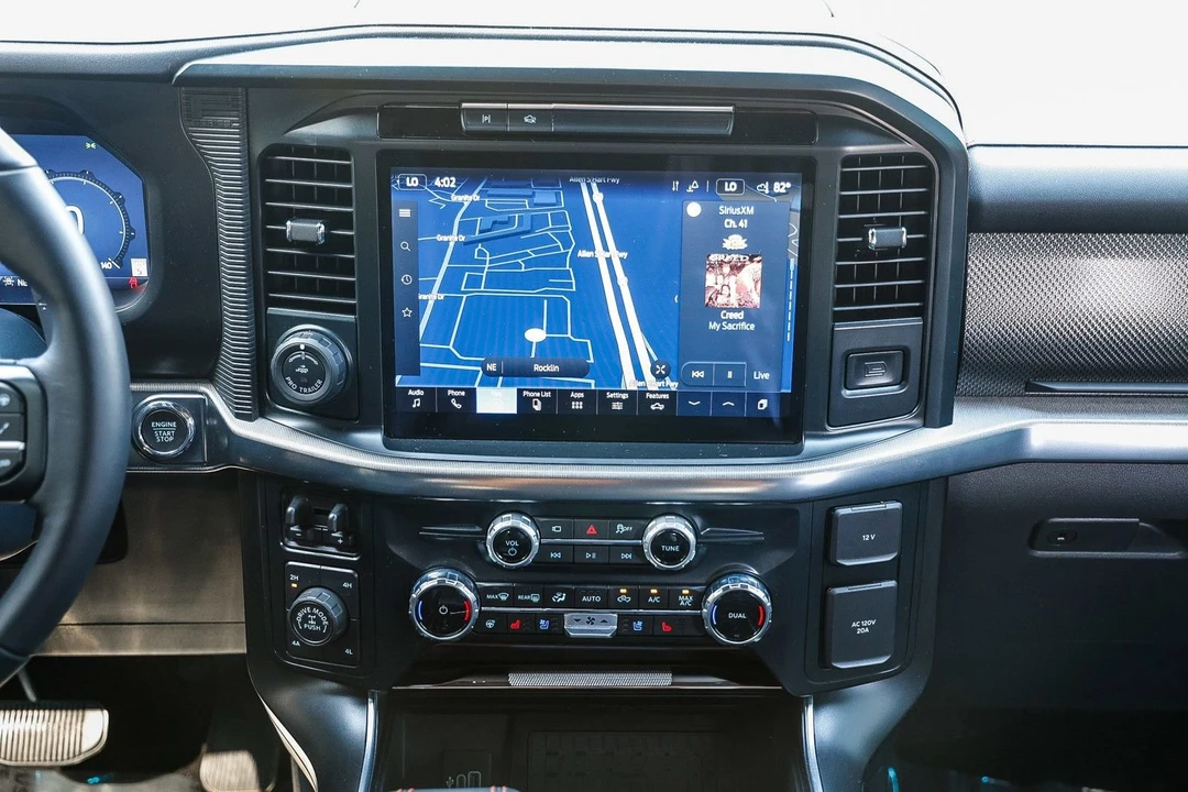 2025 Ford F-150 Raptor 14th Gen - Image 11 of 31