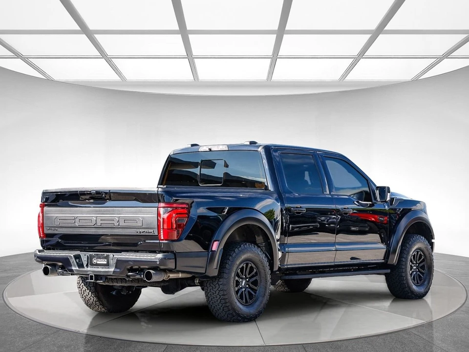 2025 Ford F-150 Raptor 14th Gen - Image 4 of 31