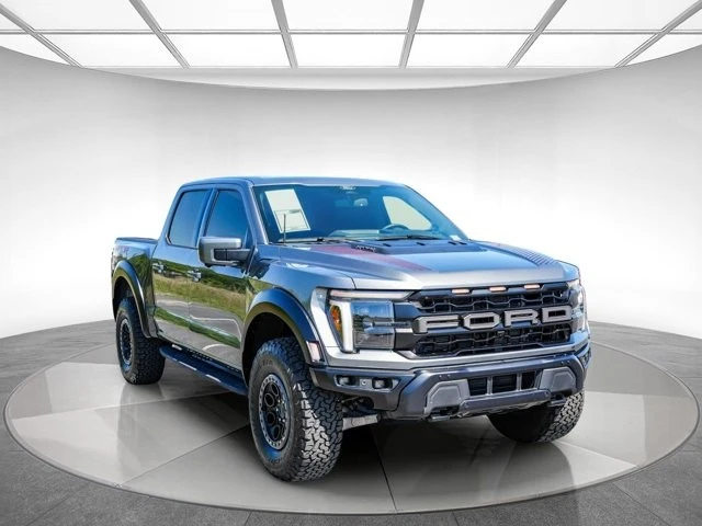 2025 Ford F-150 Raptor 14th Gen - Image 5 of 31