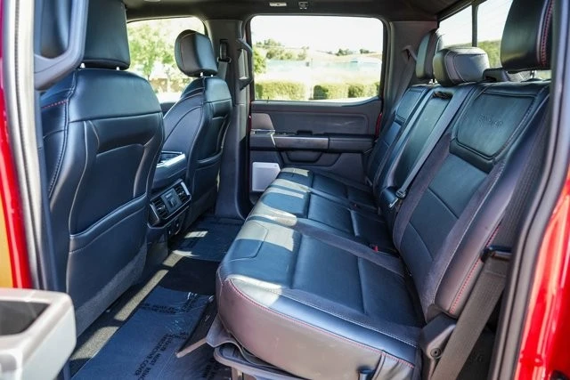 2025 Ford F-150 Raptor 14th Gen - Image 18 of 31
