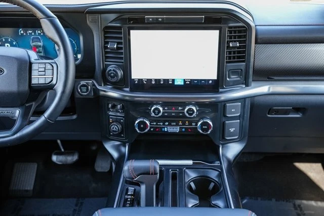 2025 Ford F-150 Raptor 14th Gen - Image 13 of 31