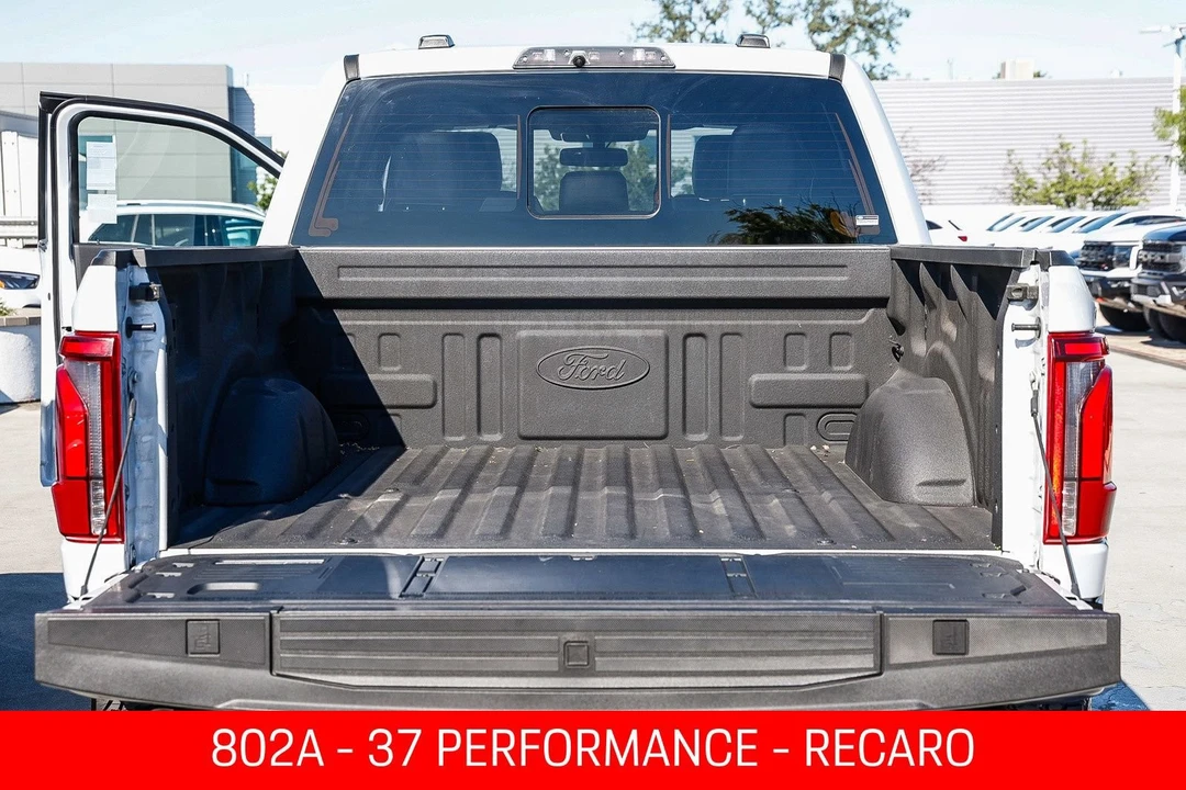 2025 Ford F-150 Raptor 14th Gen - Image 26 of 31