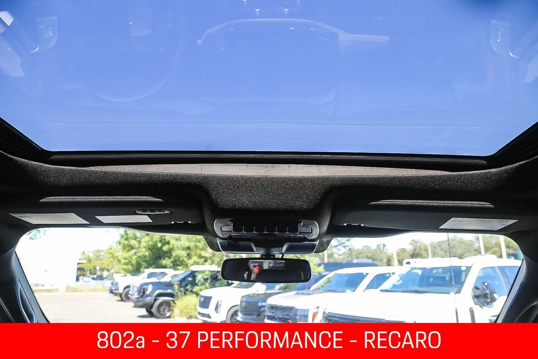 2025 Ford F-150 Raptor 14th Gen - Image 14 of 31