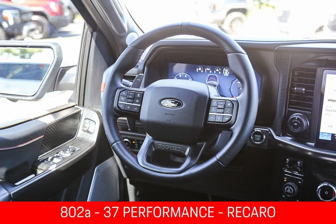 2025 Ford F-150 Raptor 14th Gen - Image 13 of 31
