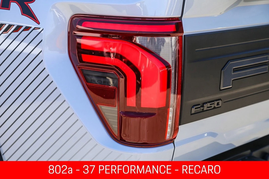 2025 Ford F-150 Raptor 14th Gen - Image 8 of 31
