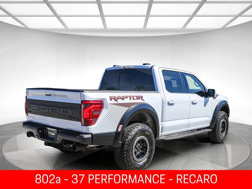 2025 Ford F-150 Raptor 14th Gen - Image 4 of 31
