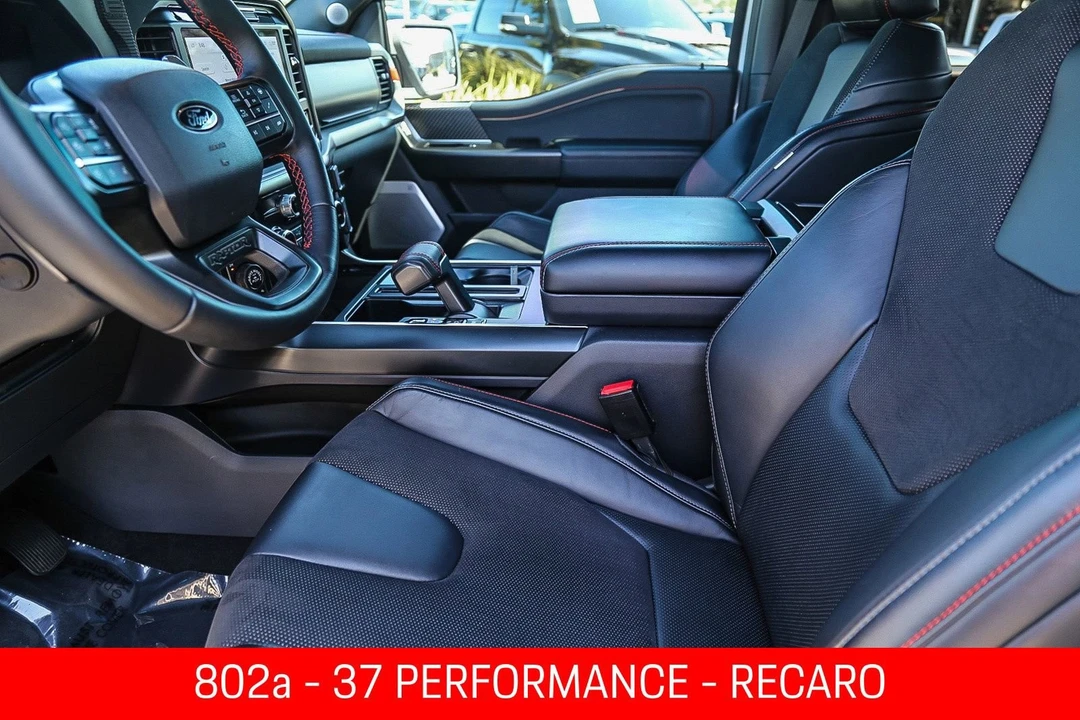 2025 Ford F-150 Raptor 14th Gen - Image 17 of 31