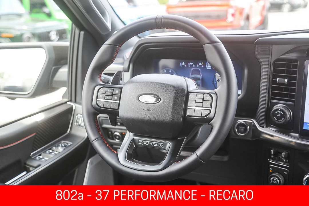2025 Ford F-150 Raptor 14th Gen - Image 13 of 31