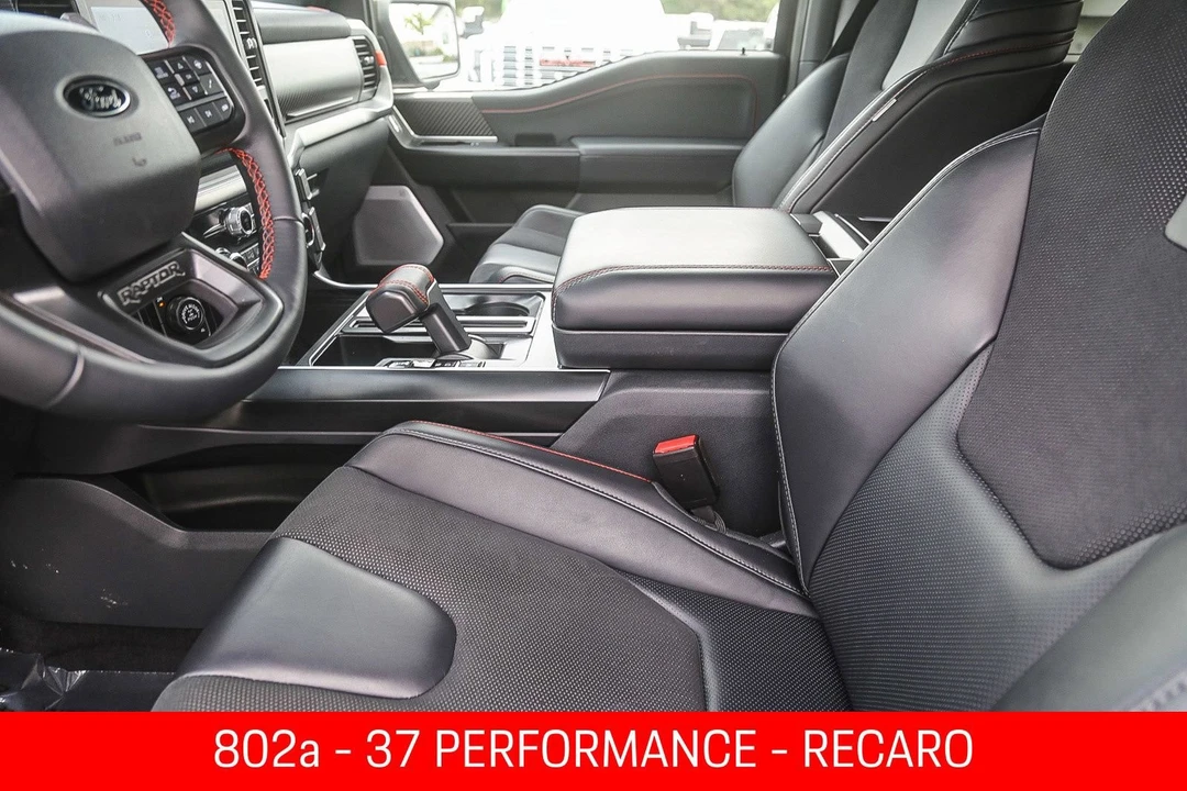 2025 Ford F-150 Raptor 14th Gen - Image 17 of 31