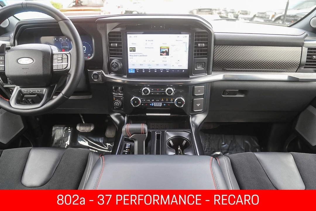 2025 Ford F-150 Raptor 14th Gen - Image 10 of 31