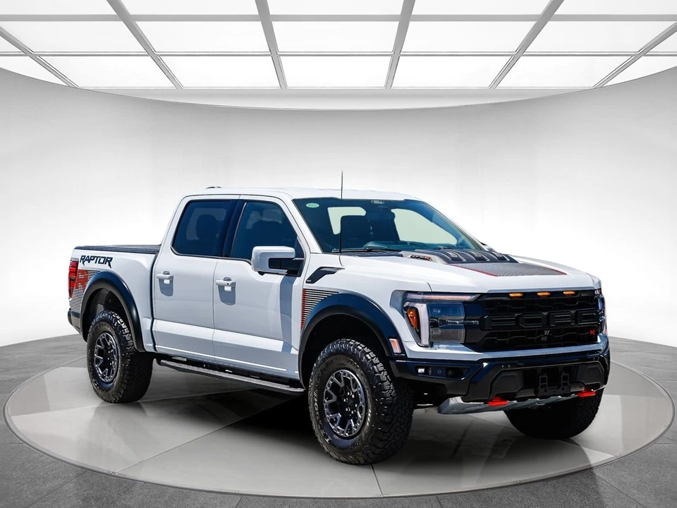 2025 Ford F-150 Raptor 14th Gen - Image 5 of 31