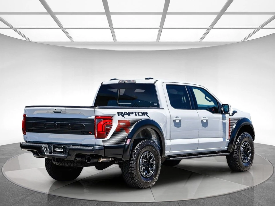 2025 Ford F-150 Raptor 14th Gen - Image 4 of 31