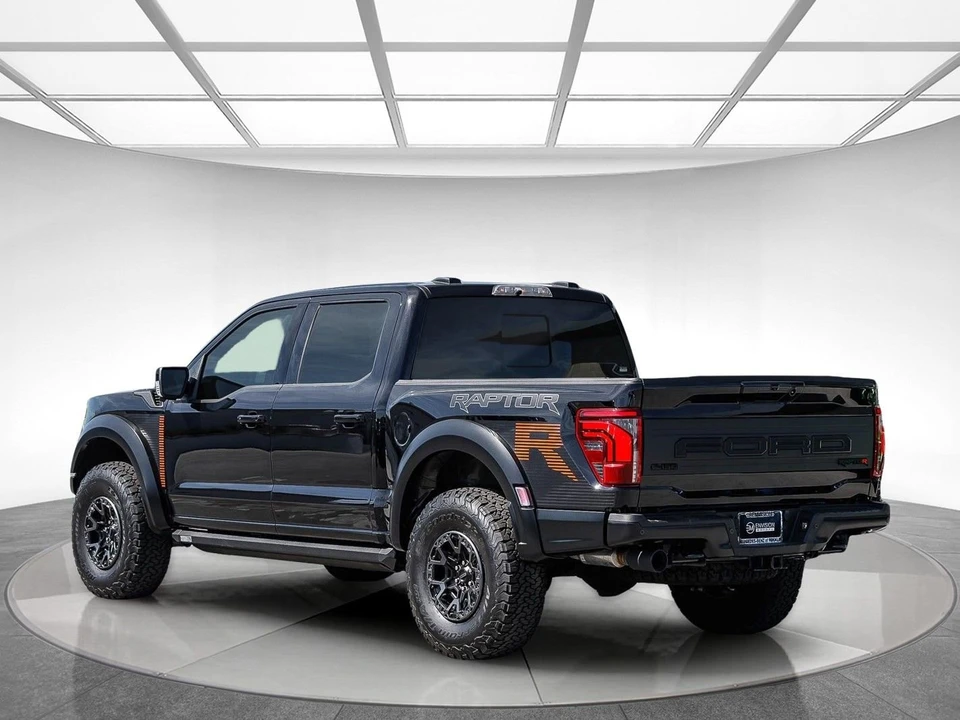 2025 Ford F-150 Raptor 14th Gen - Image 2 of 31