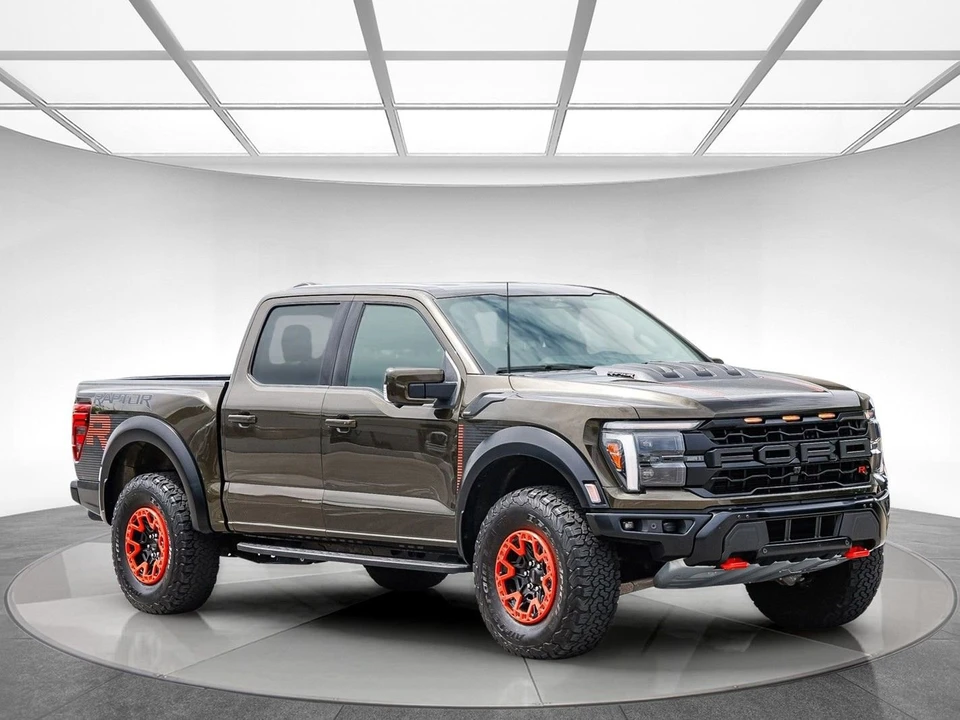 2025 Ford F-150 Raptor 14th Gen - Image 5 of 31
