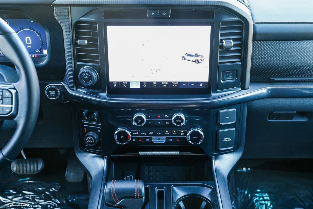 2025 Ford F-150 Raptor 14th Gen - Image 11 of 31
