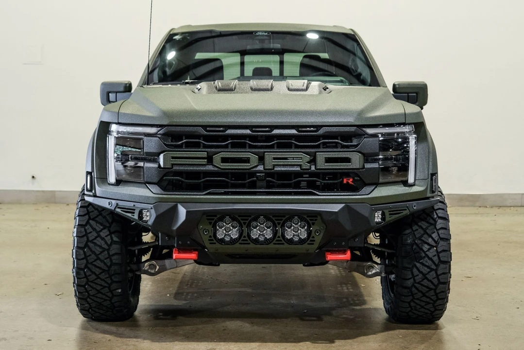 2025 Ford F-150 Raptor 14th Gen - Image 2 of 12