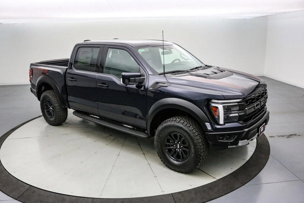 2025 Ford F-150 Raptor 14th Gen - Image 2 of 21