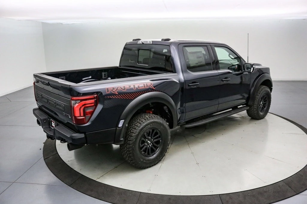 2025 Ford F-150 Raptor 14th Gen - Image 5 of 21