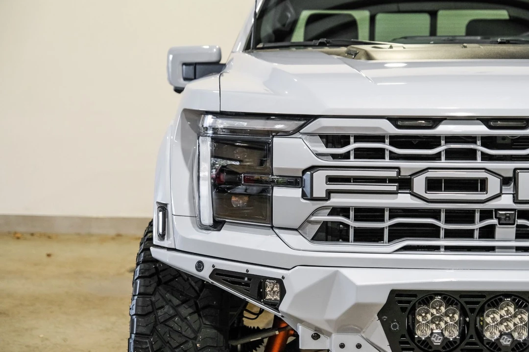 2025 Ford F-150 Raptor 14th Gen - Image 3 of 12