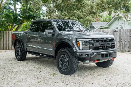 2025 Ford F-150 Raptor R