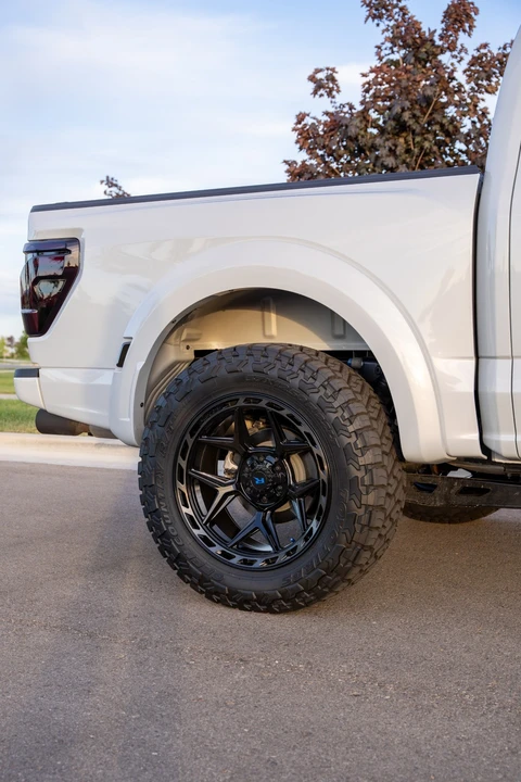2025 Ford - Image 10 of 26