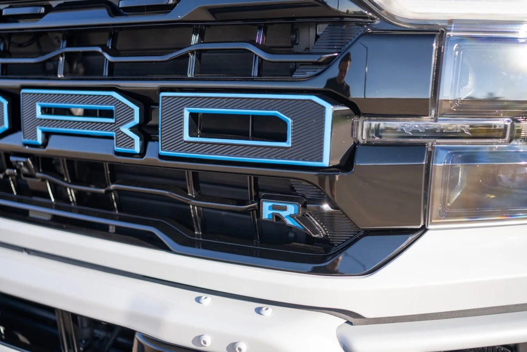 2025 Ford F-150 Raptor 14th Gen - Image 21 of 22