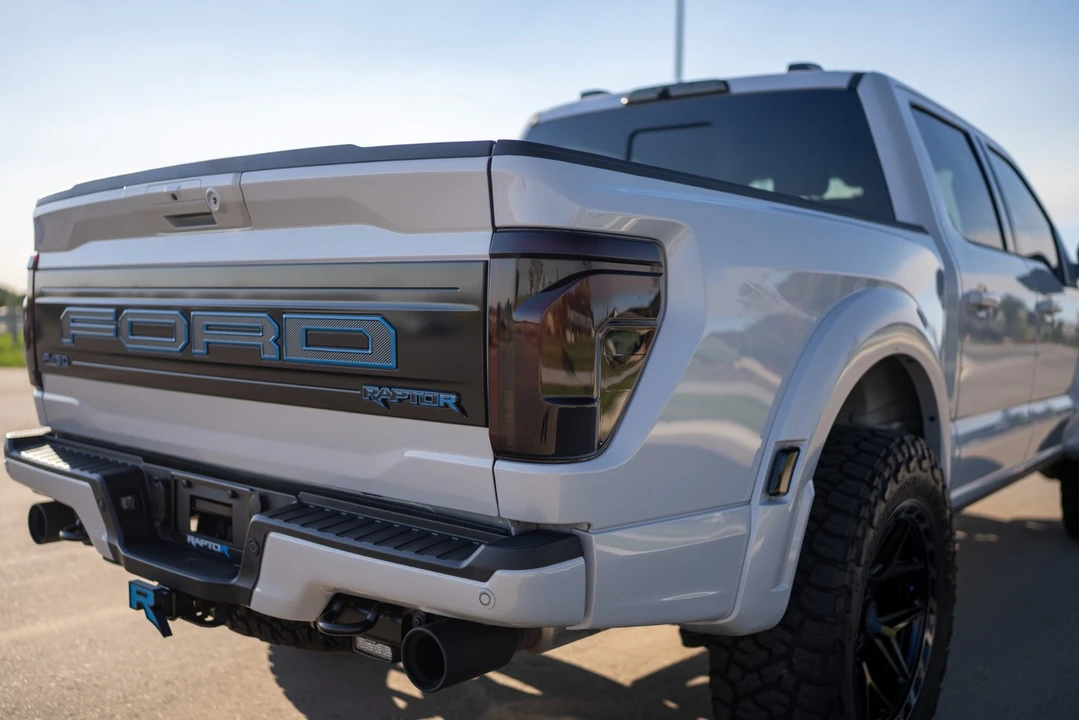 2025 Ford F-150 Raptor 14th Gen - Image 19 of 22