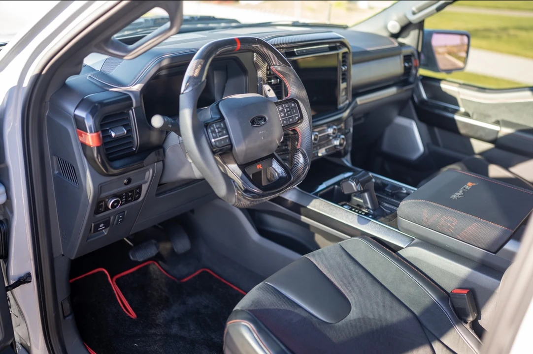 2025 Ford F-150 Raptor 14th Gen - Image 12 of 22