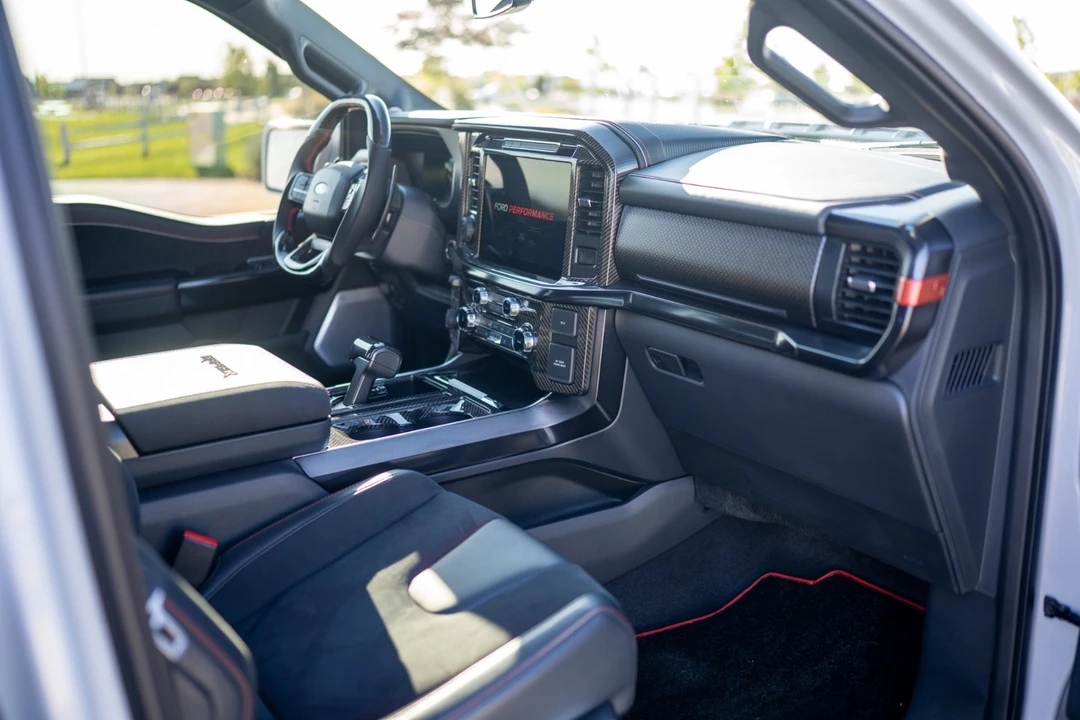 2025 Ford F-150 Raptor 14th Gen - Image 11 of 22