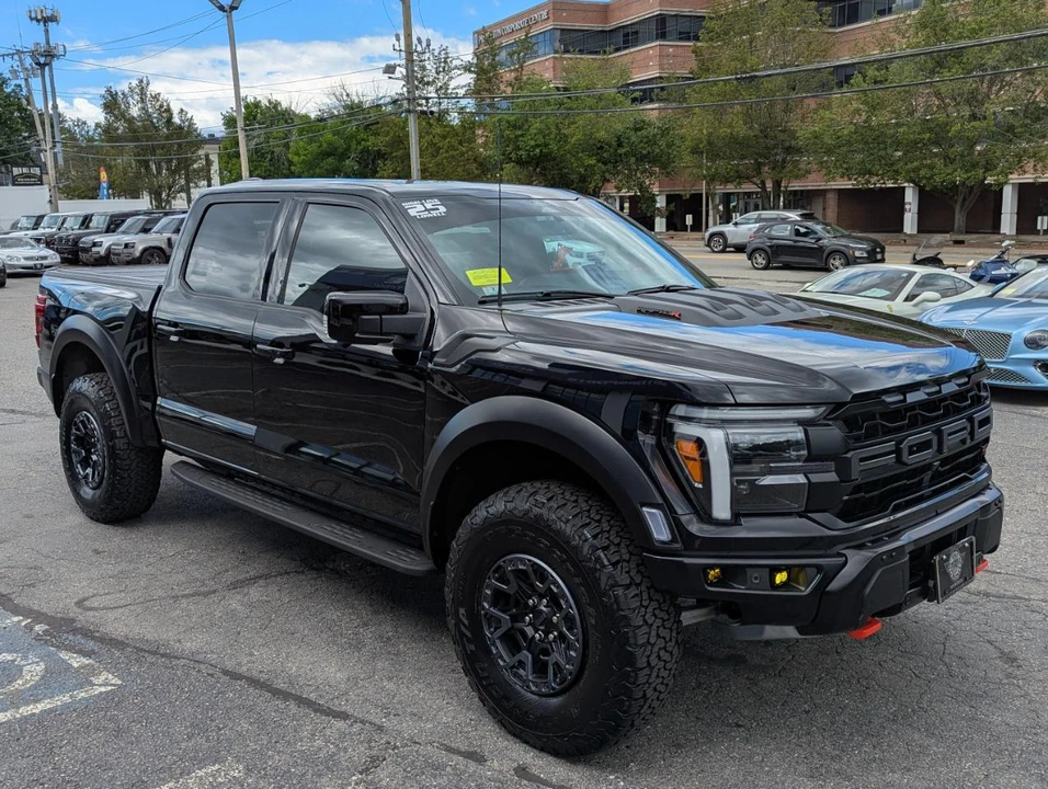 2025 Ford F-150 Raptor 14th Gen - Image 5 of 31