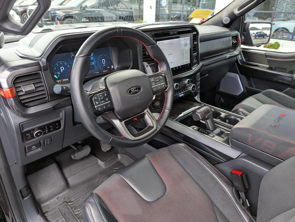 2025 Ford F-150 Raptor 14th Gen - Image 15 of 31
