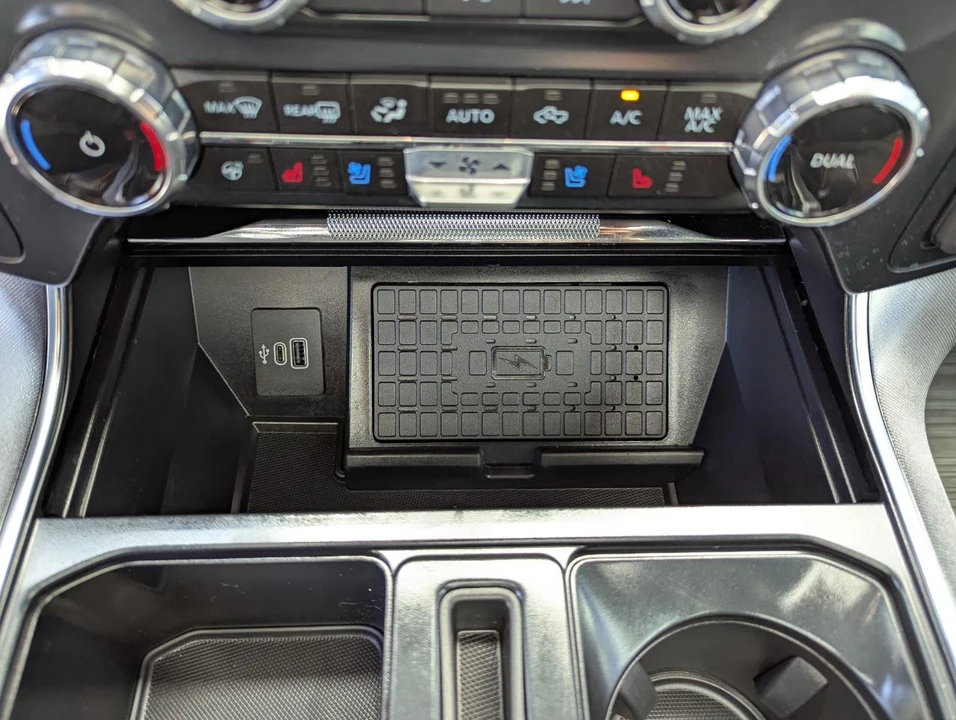 2025 Ford F-150 Raptor 14th Gen - Image 29 of 31