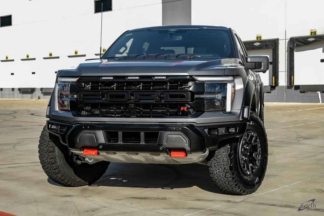 2025 Hennessey - Image 4 of 12