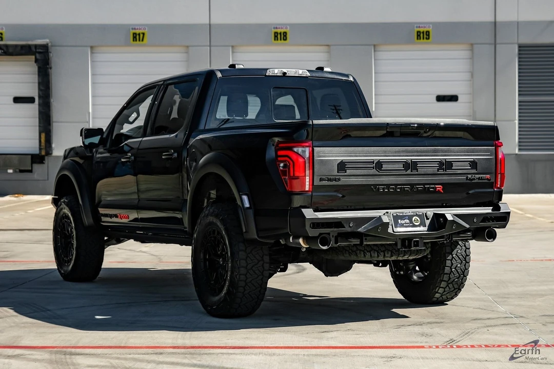 2025 Hennessey - Image 11 of 12