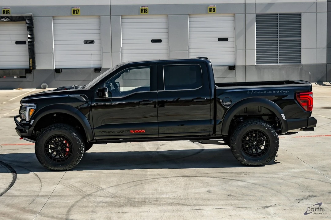 2025 Hennessey - Image 7 of 12
