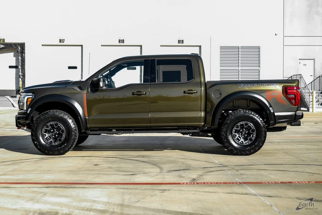 2025 Hennessey - Image 5 of 12