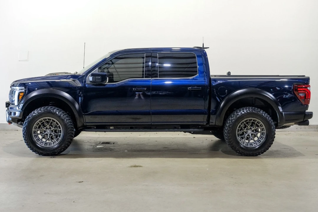 2025 Ford F-150 Raptor 14th Gen - Image 7 of 12