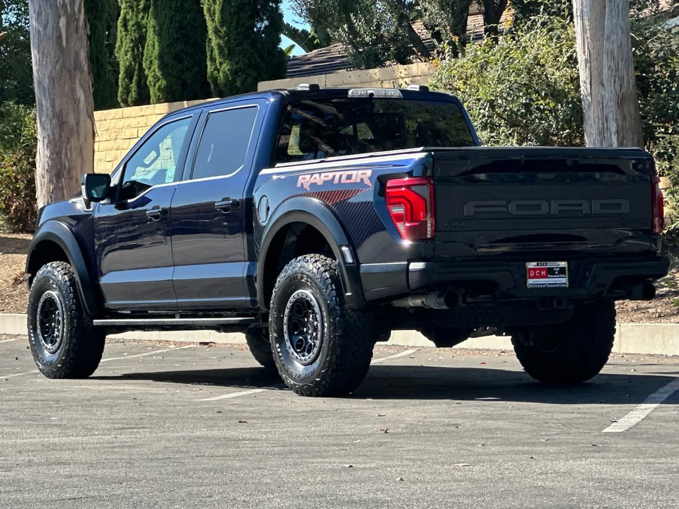 2025 Ford F-150 Raptor 14th Gen - Image 6 of 26