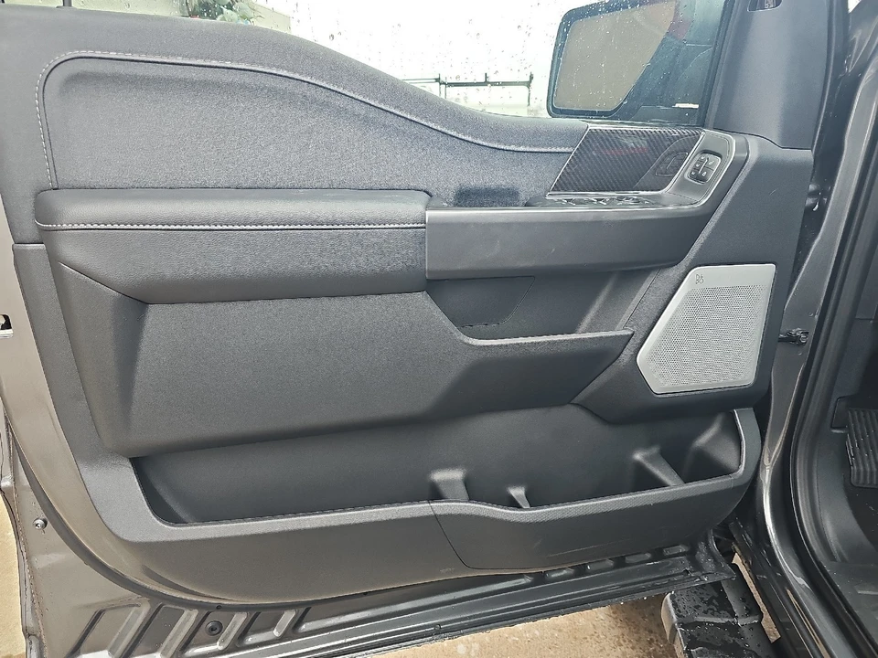 2025 Ford F-150 14th Gen - Image 29 of 31