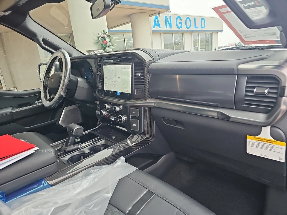 2025 Ford - Image 10 of 31