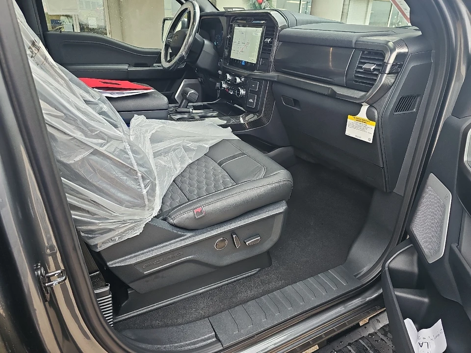 2025 Ford - Image 8 of 31