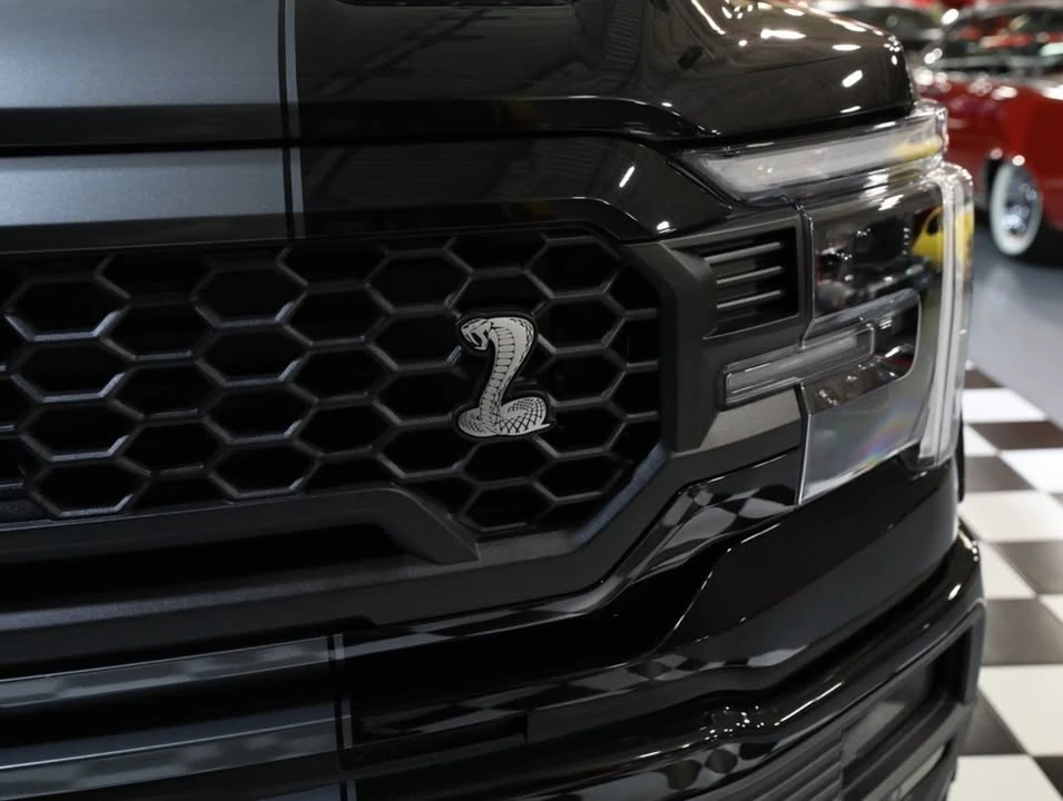 2025 Ford Shelby Mustang - Image 9 of 20