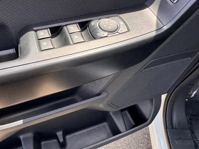 2025 Ford F-150 14th Gen - Image 16 of 30