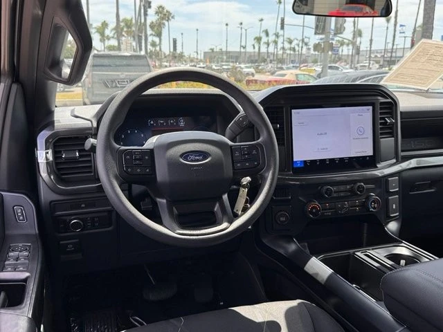 2025 Ford F-150 14th Gen - Image 27 of 30