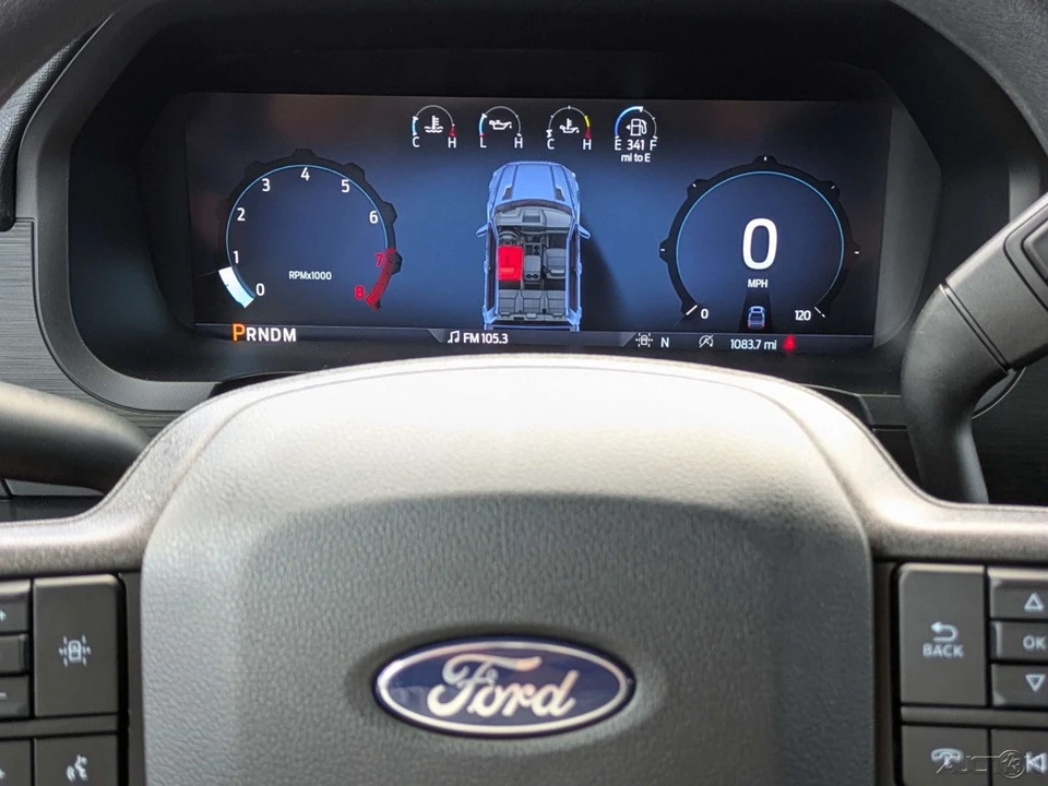 2025 Ford F-150 14th Gen - Image 15 of 18