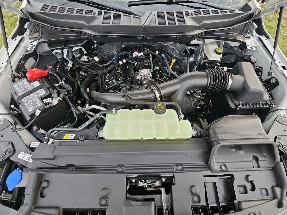 2025 Ford F-150 14th Gen - Image 20 of 21