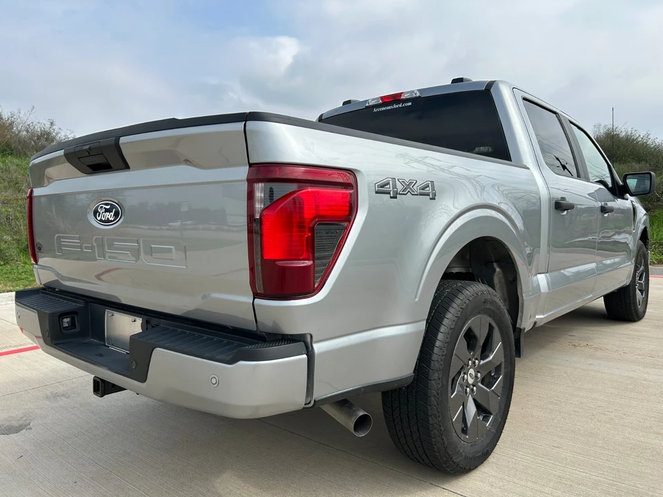 2025 Ford F-150 14th Gen - Image 14 of 20