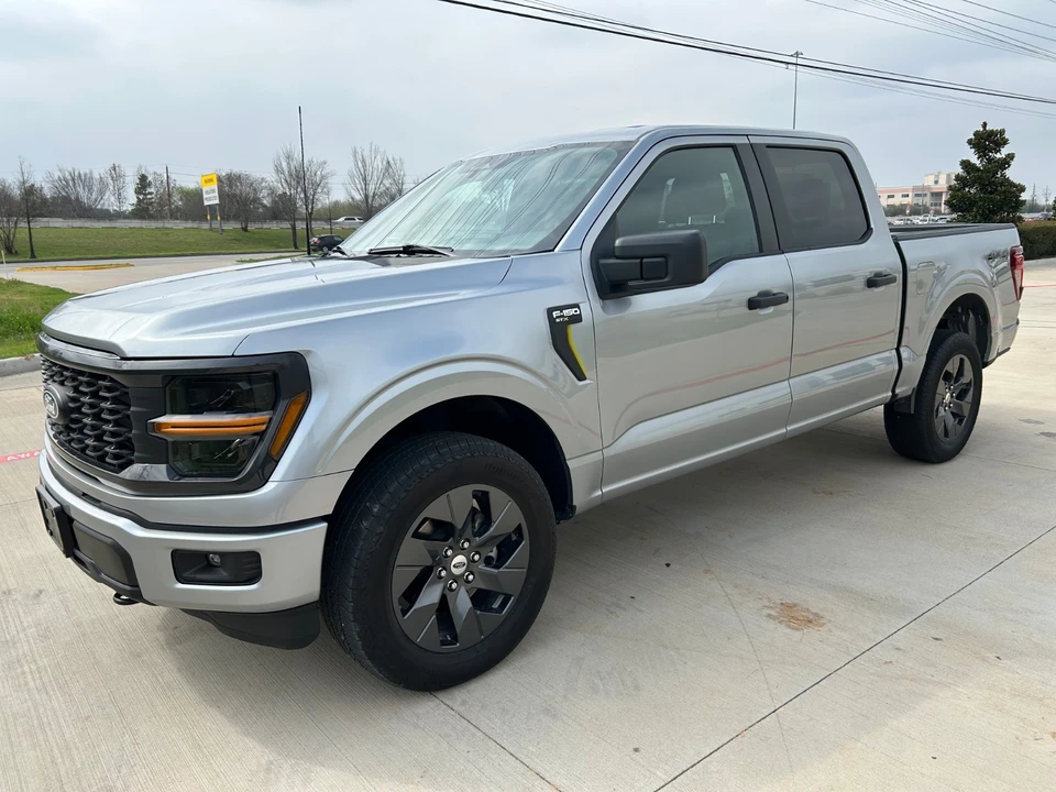 2025 Ford F-150 14th Gen - Image 2 of 20