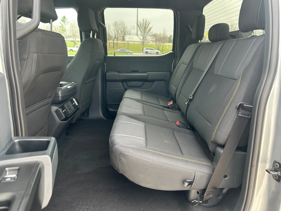 2025 Ford F-150 14th Gen - Image 18 of 20